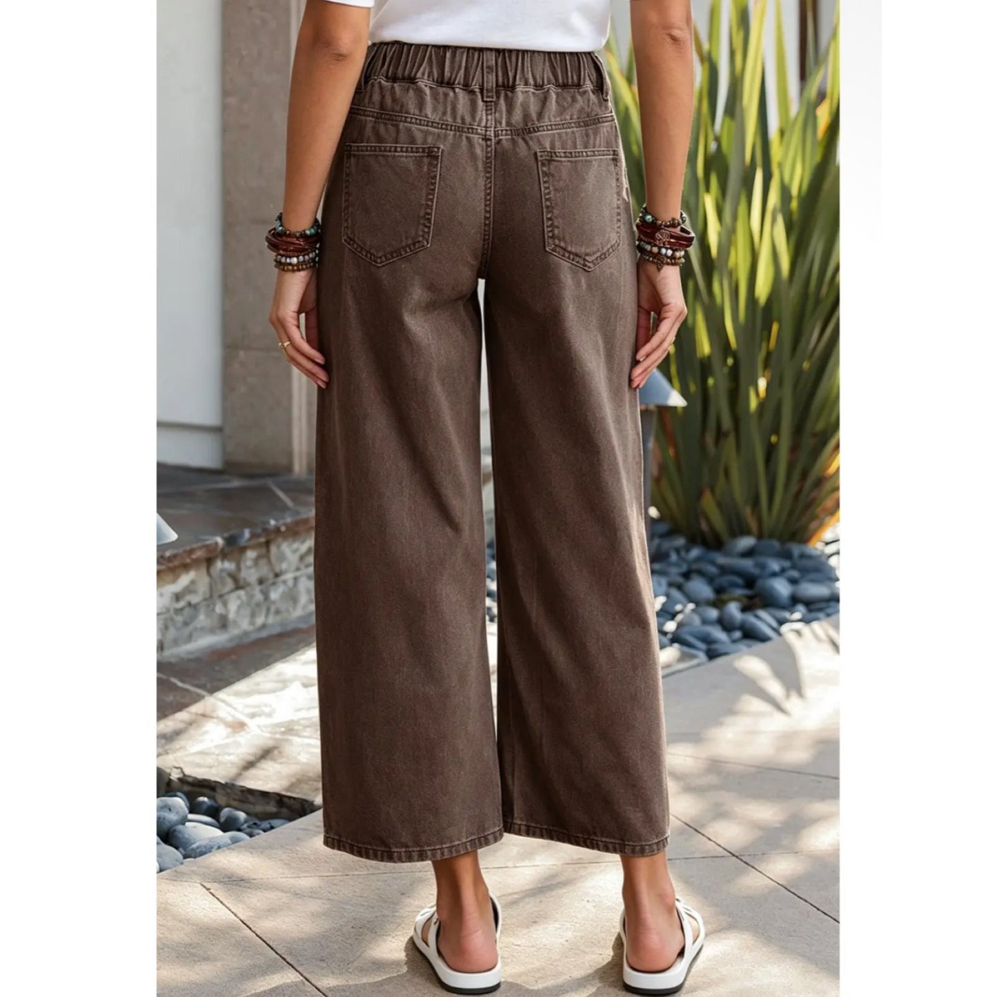 Coffee Brown Square Patch Pocket
Ankle Barrel Jeans