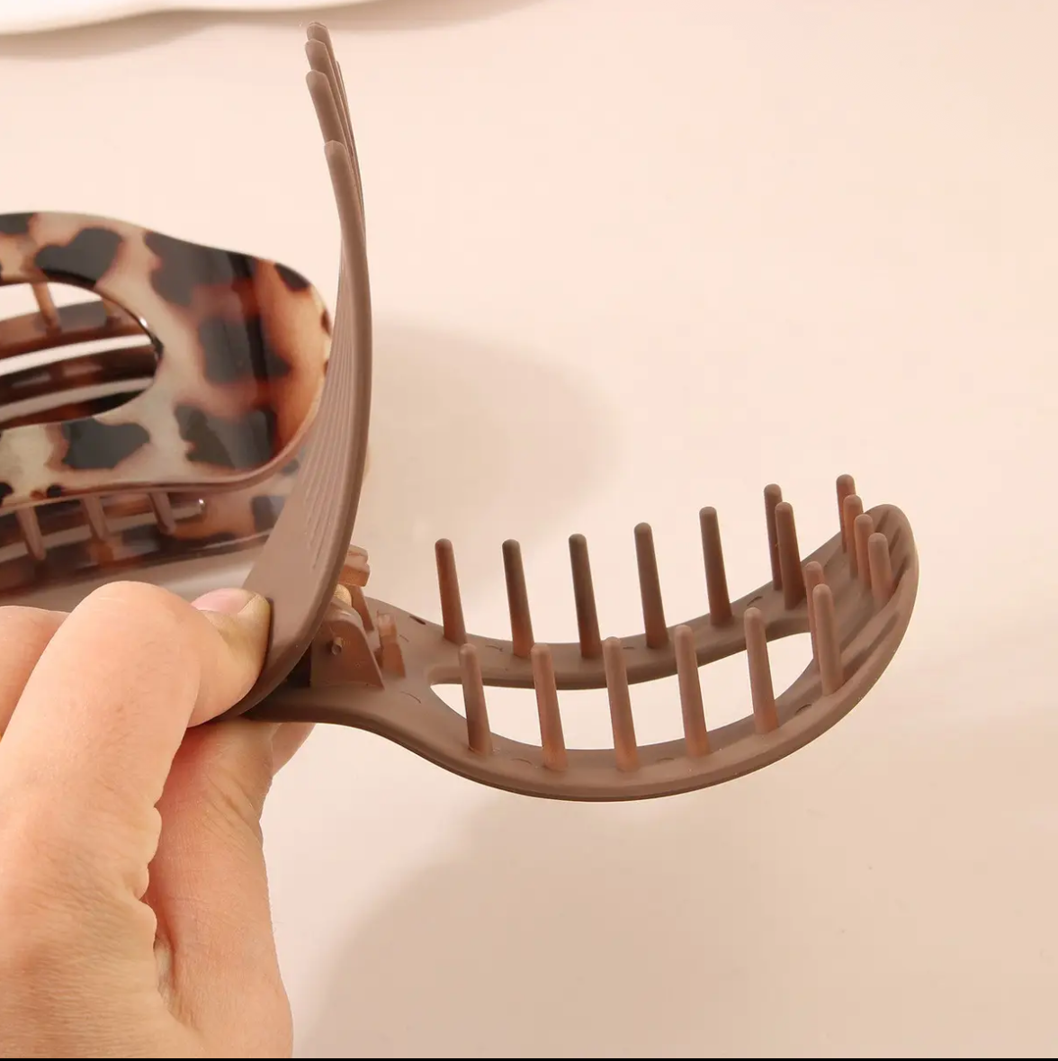 Oval Flat Hair Clip For Women, Strong Grip