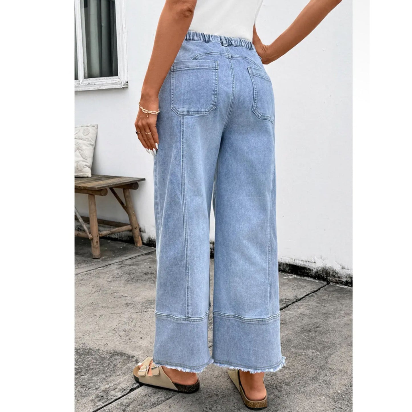 Drawstring Raw
Hem Wide Leg Jeans