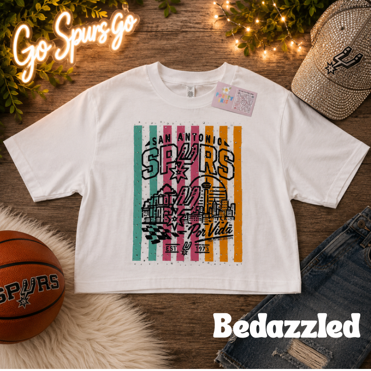 Striped retro spurs women’s crop top